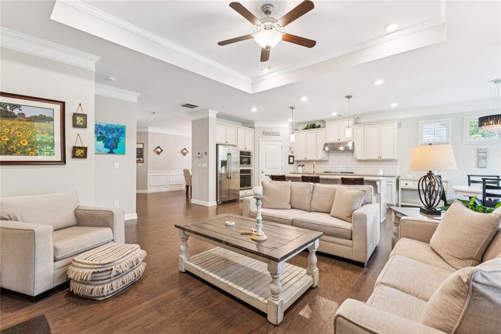 2880 Westlington Circle