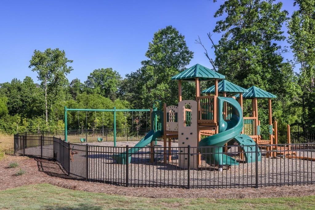 2880 Westlington Circle