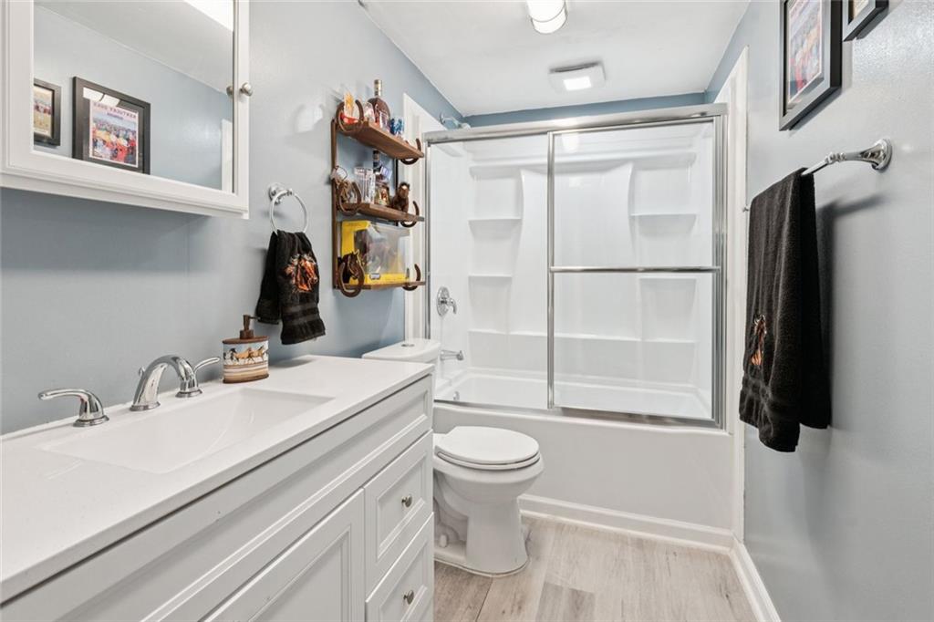 6319 Rooks Pass