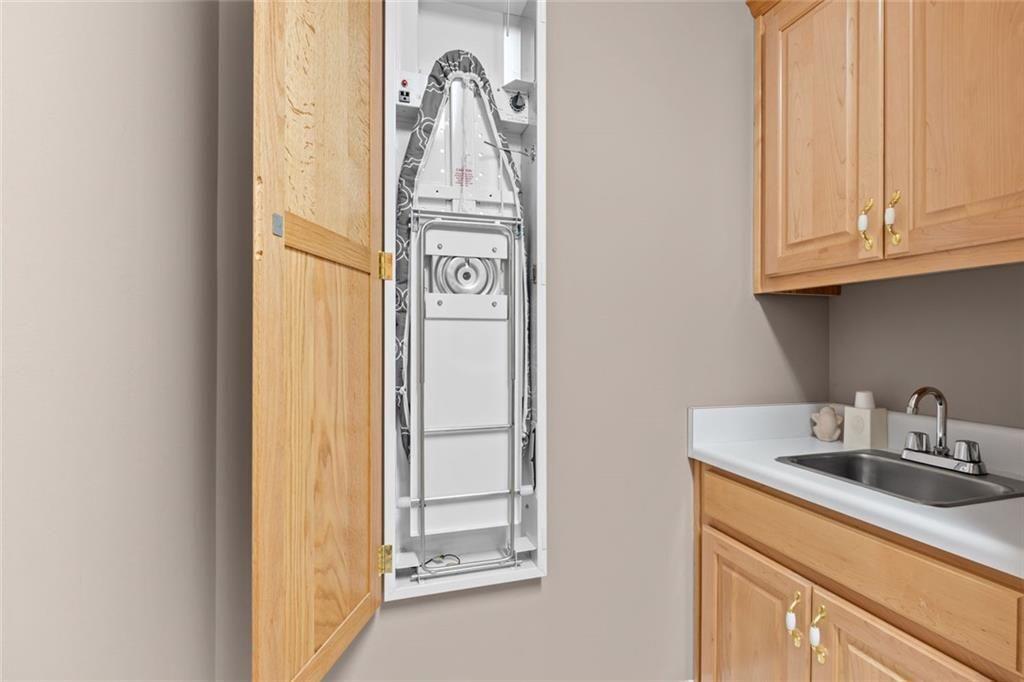 4315 Marble Arch Way