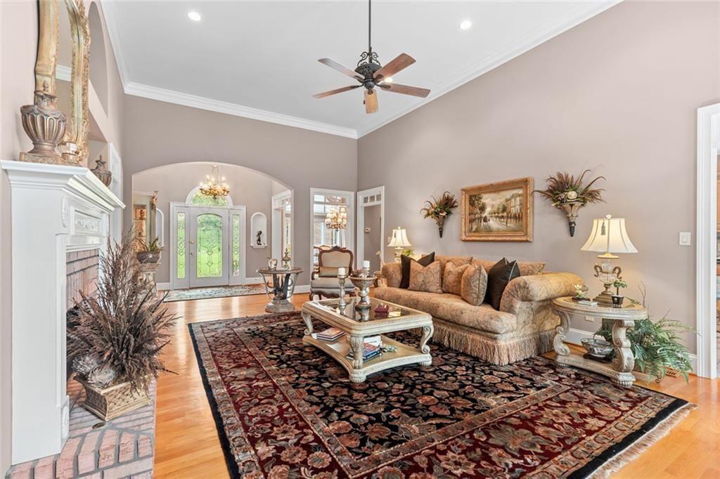 4315 Marble Arch Way