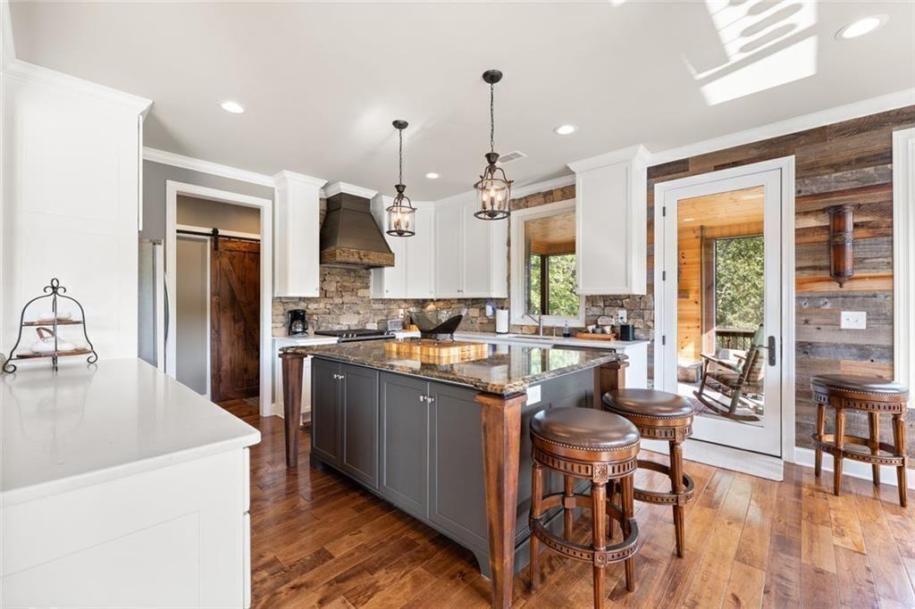 97 E Lake Laceola Road S