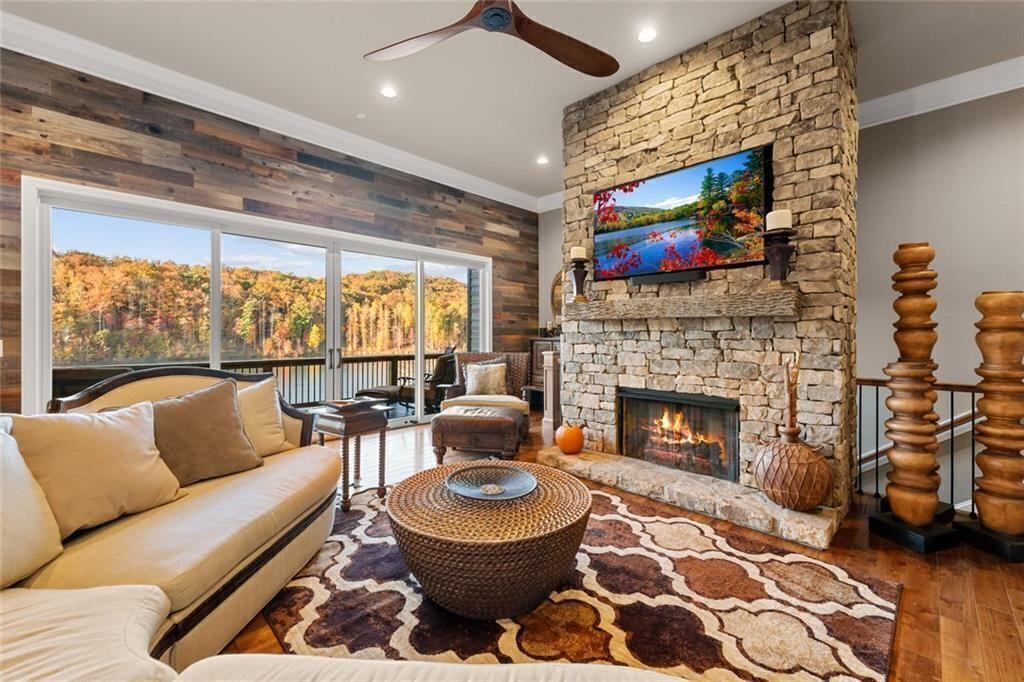 97 E Lake Laceola Road S