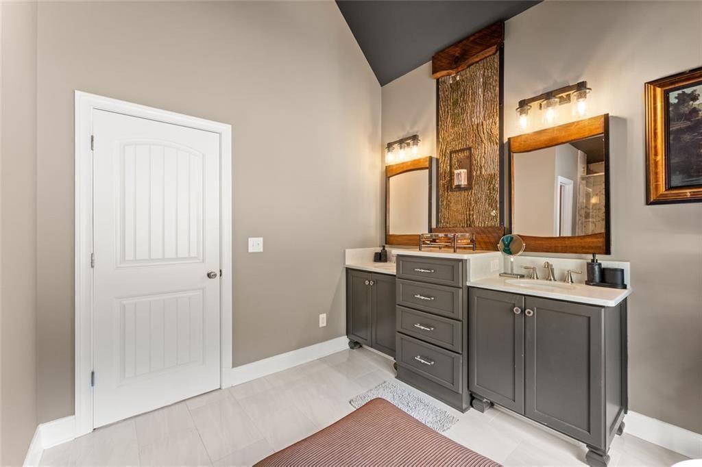 97 E Lake Laceola Road S