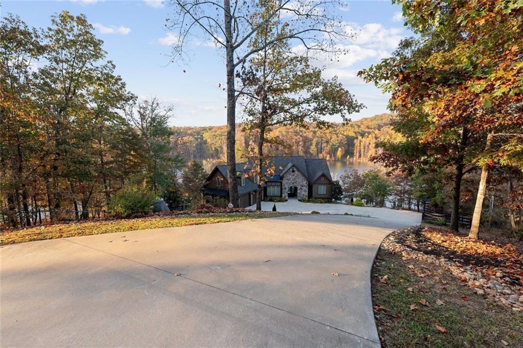 97 E Lake Laceola Road S