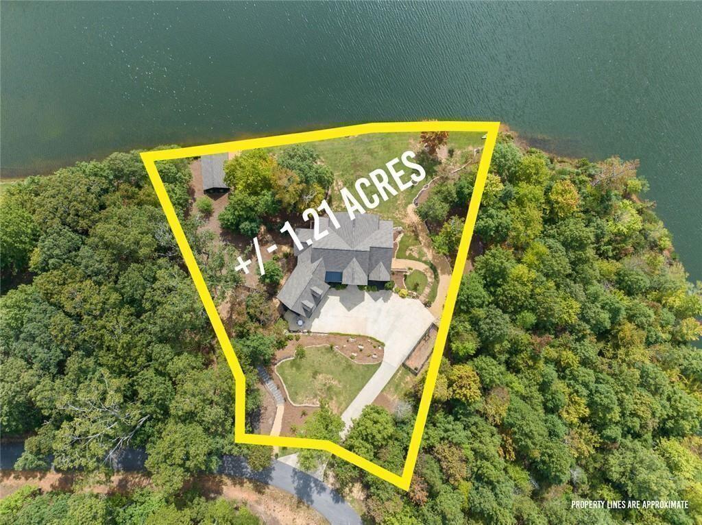 97 E Lake Laceola Road S