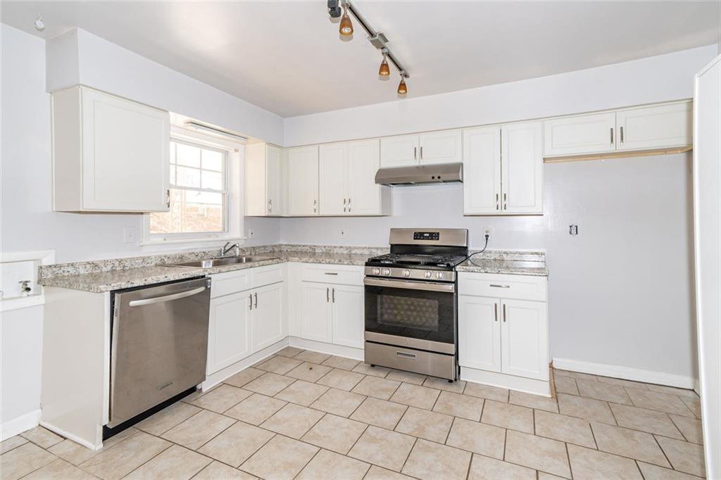 207 Buchanan Terrace Unit B