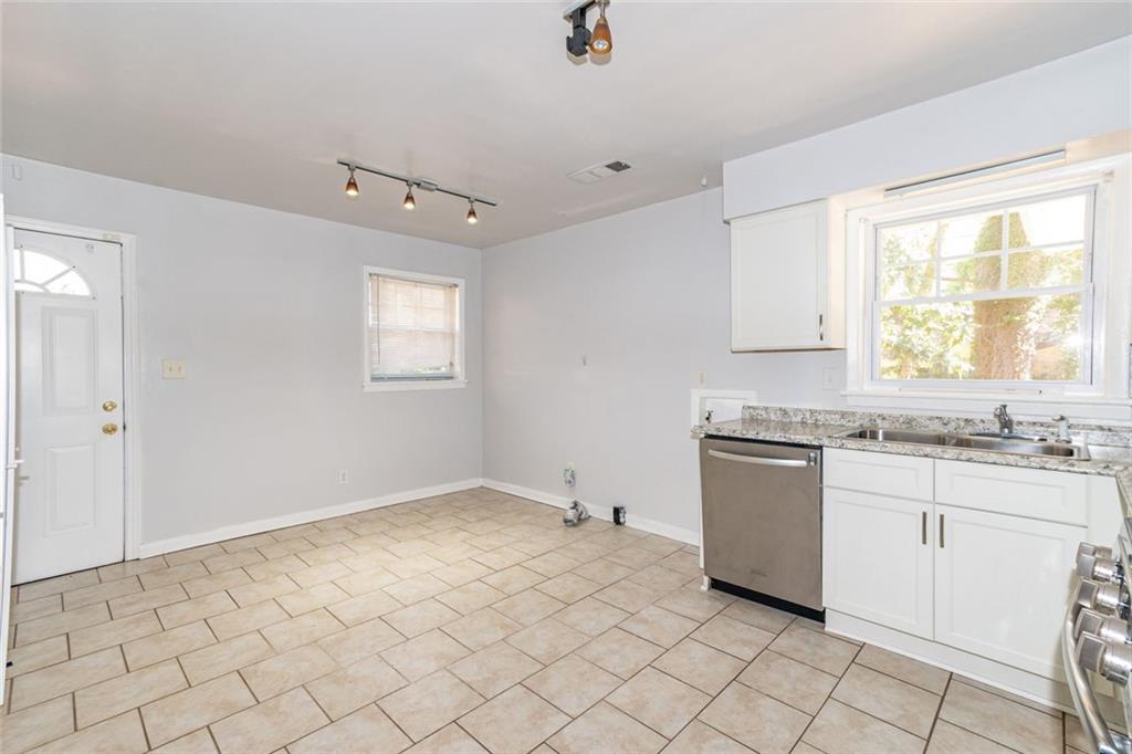 207 Buchanan Terrace Unit B