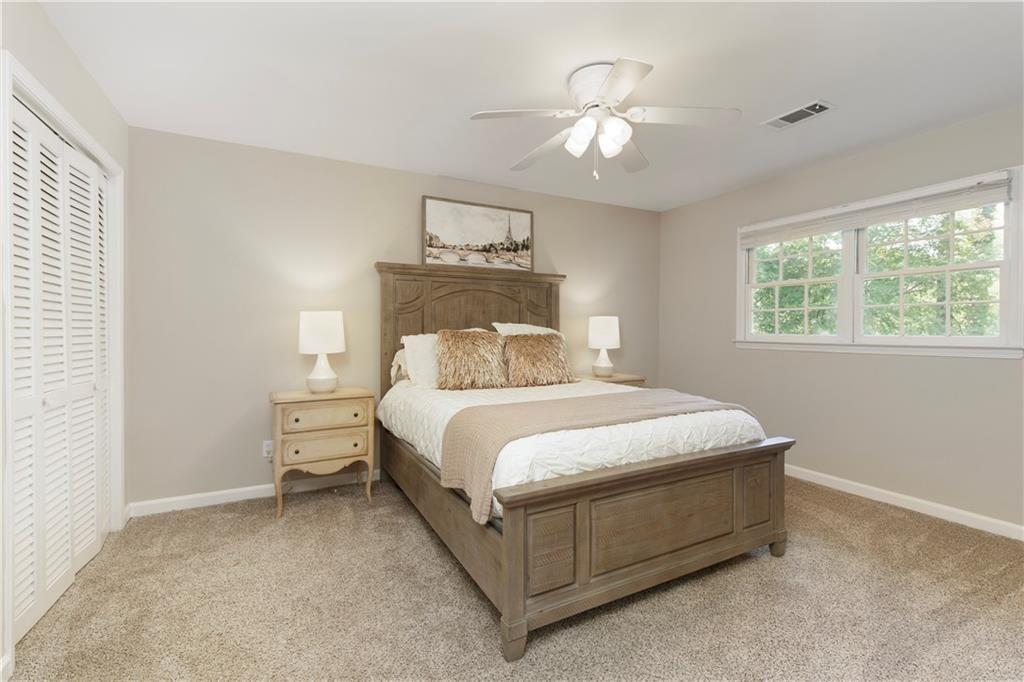 3719 Northbrook Court