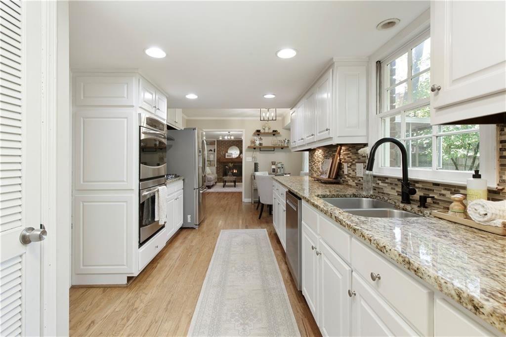 3719 Northbrook Court