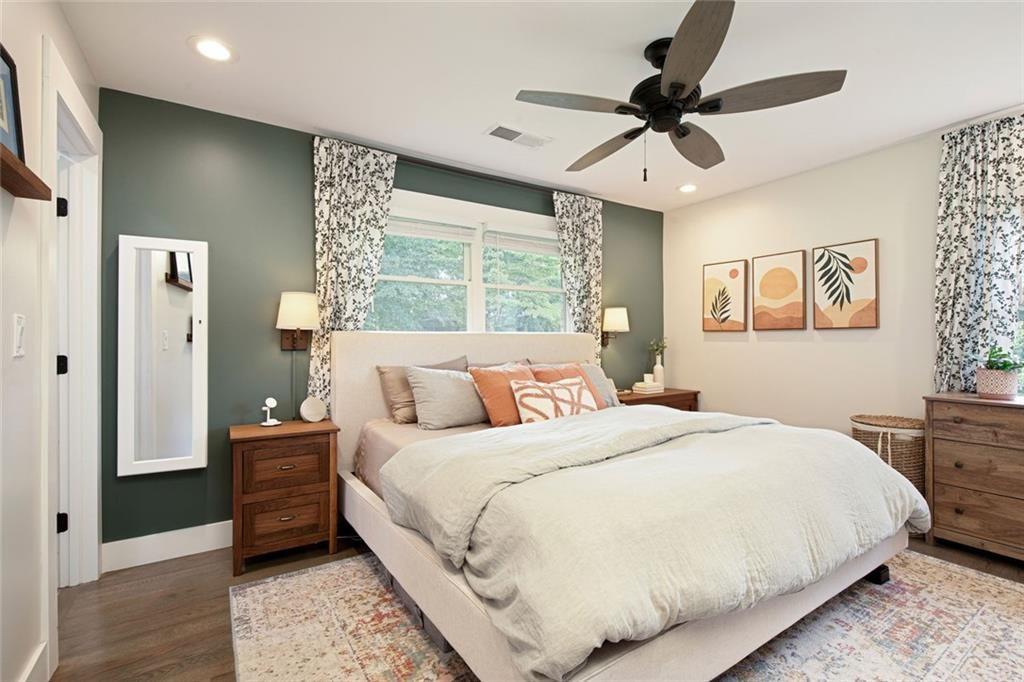 3847 Cloudland Drive Drive SE