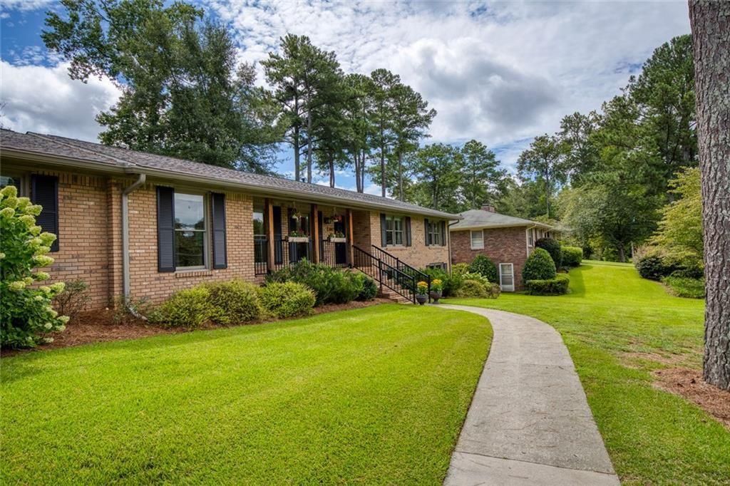 3847 Cloudland Drive Drive SE