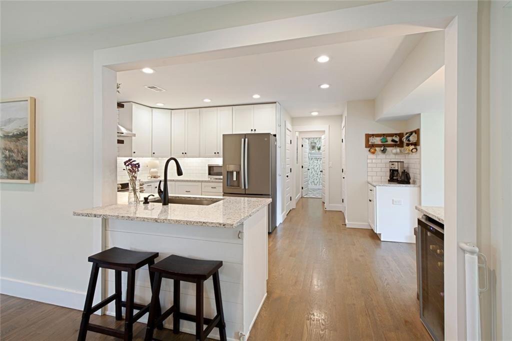 3847 Cloudland Drive Drive SE