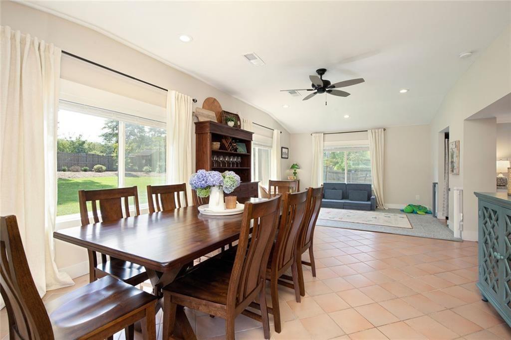 3847 Cloudland Drive Drive SE