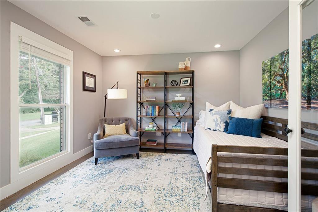 3847 Cloudland Drive Drive SE