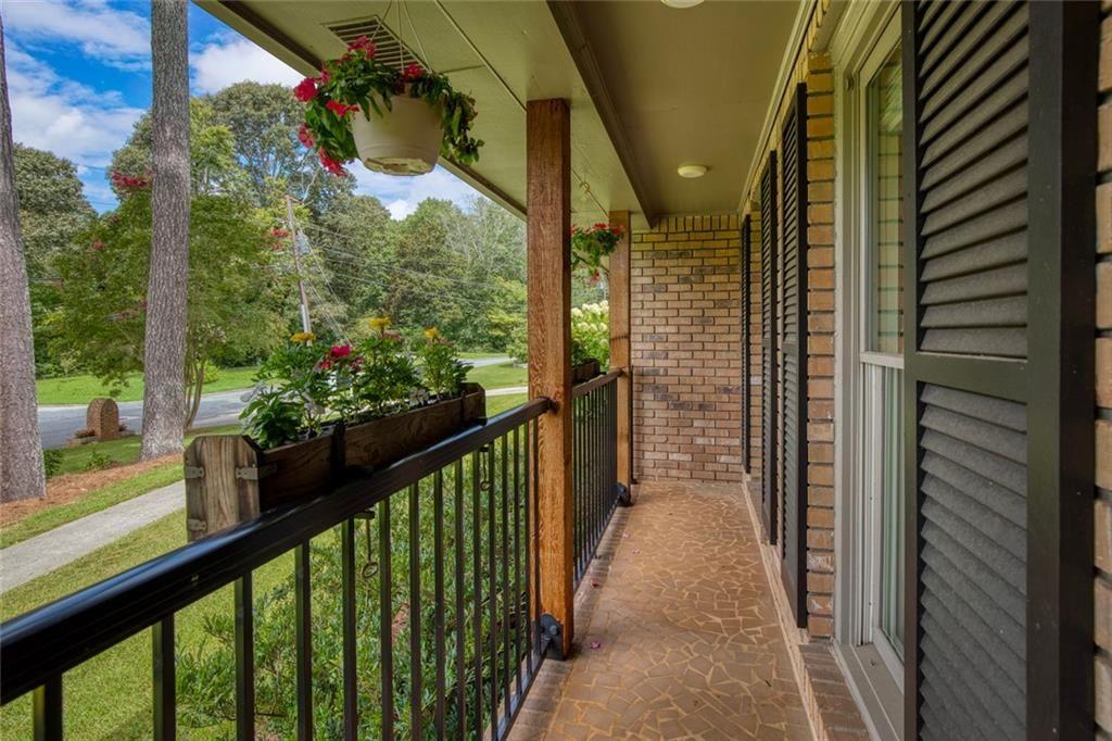 3847 Cloudland Drive Drive SE