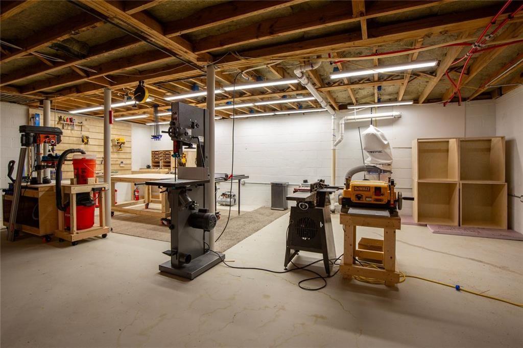 3847 Cloudland Drive Drive SE