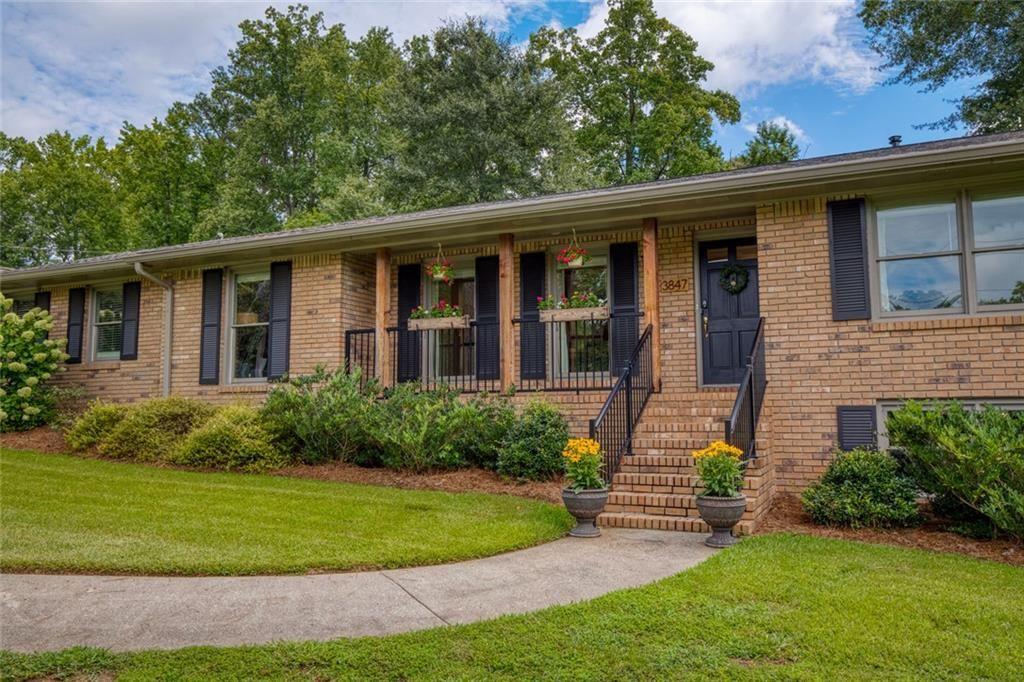 3847 Cloudland Drive Drive SE