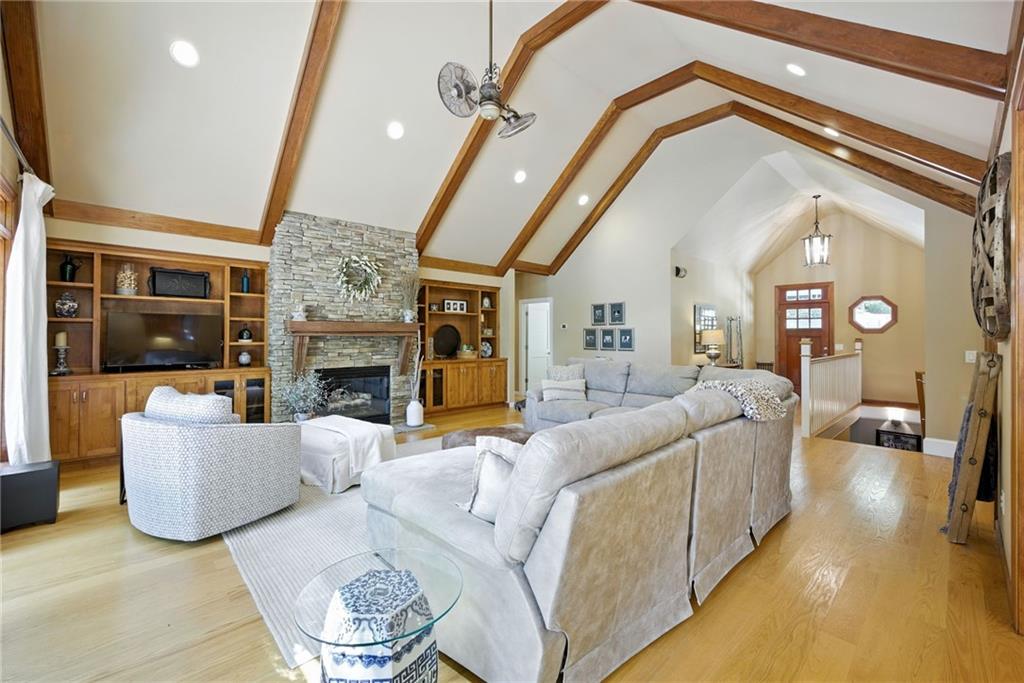 5786 Hidden Cove Road