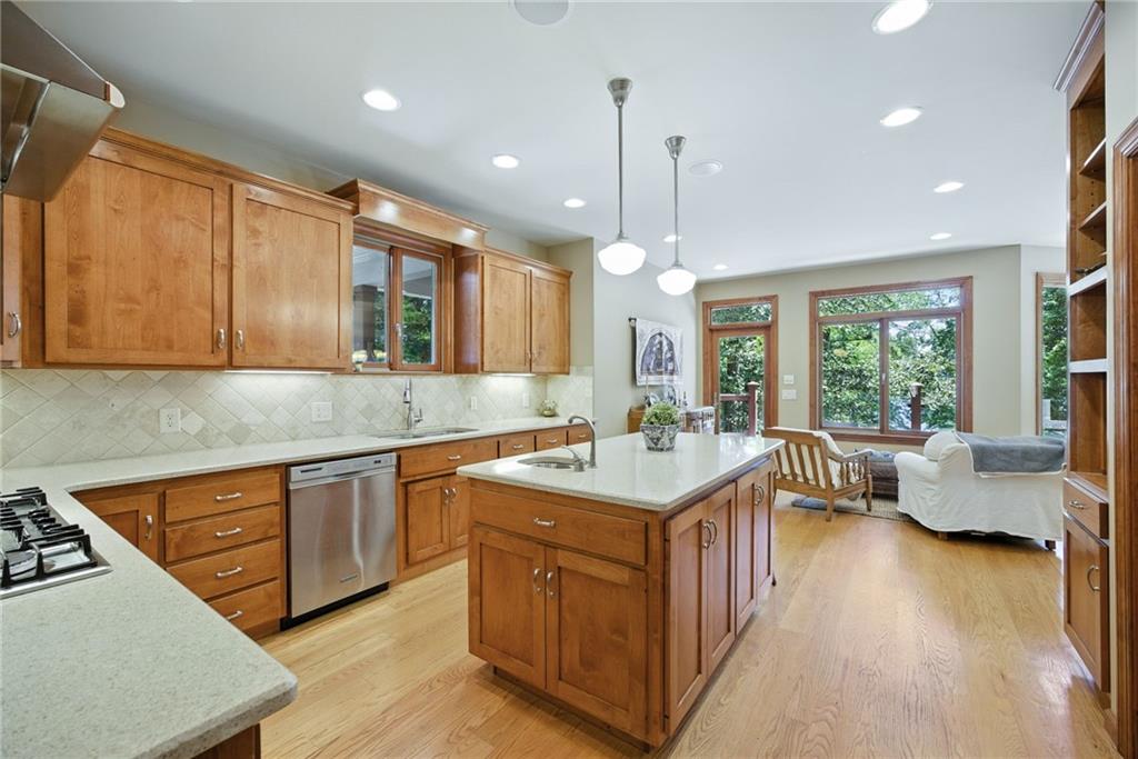 5786 Hidden Cove Road