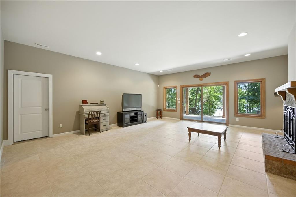5786 Hidden Cove Road