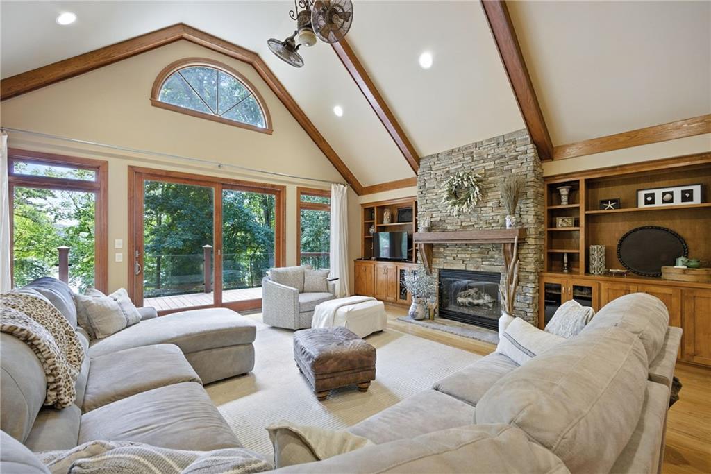 5786 Hidden Cove Road