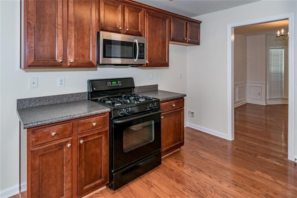 3595 Moor Pointe Drive