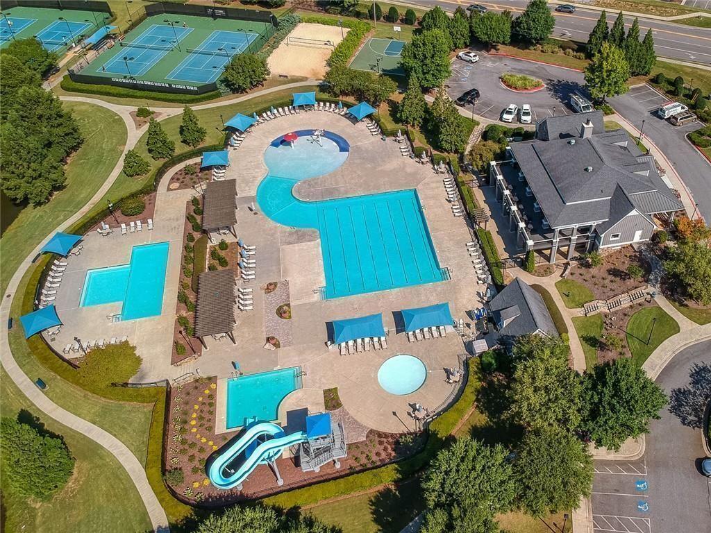 3595 Moor Pointe Drive