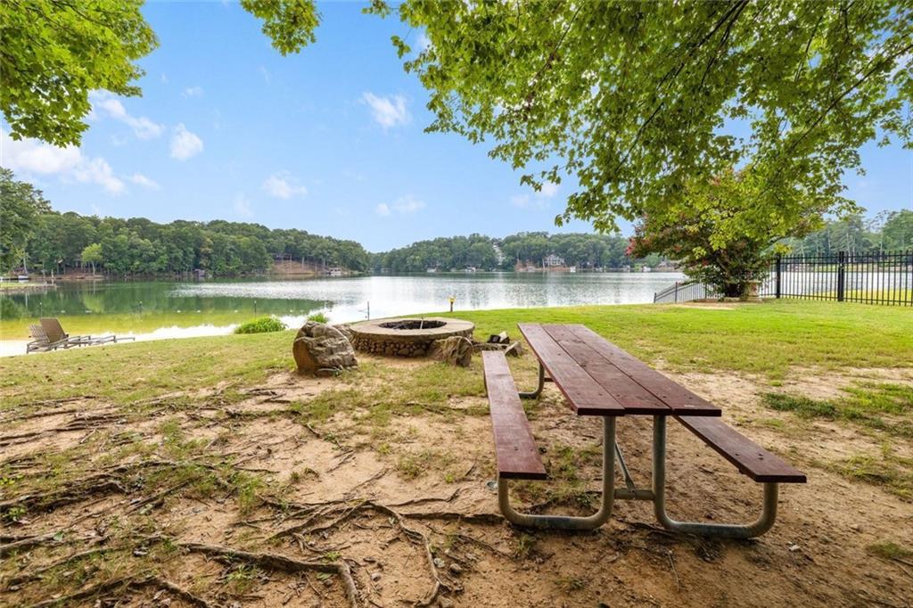 3469 Chaselton Court