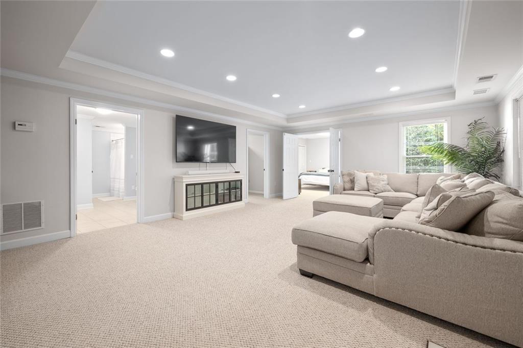 3469 Chaselton Court