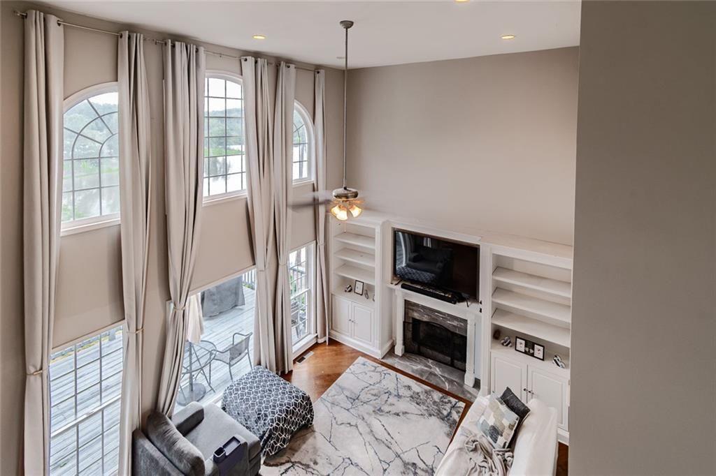 7273 Meadow Point Drive Drive