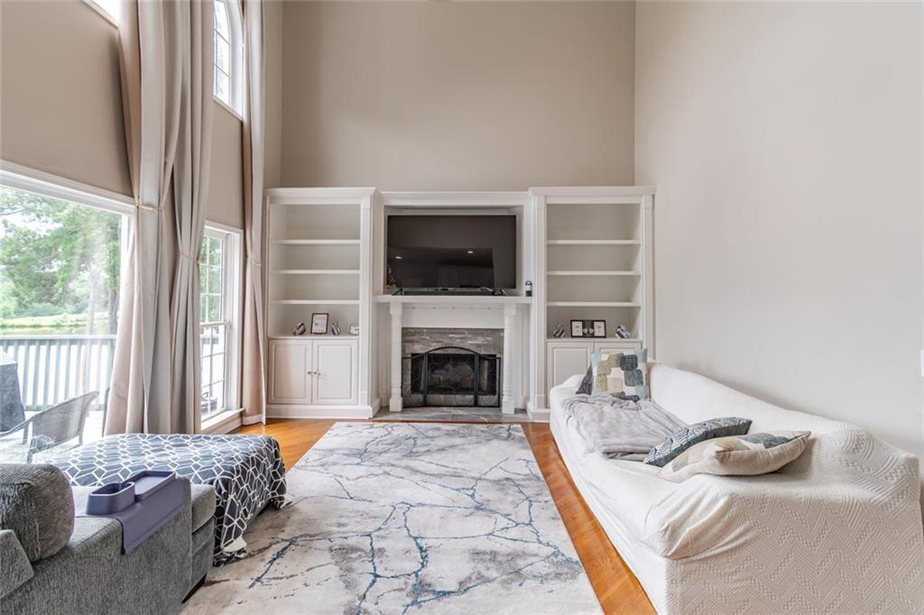 7273 Meadow Point Drive Drive