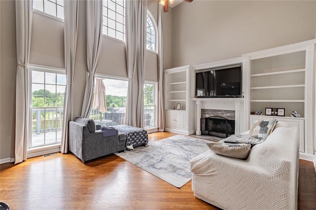 7273 Meadow Point Drive Drive