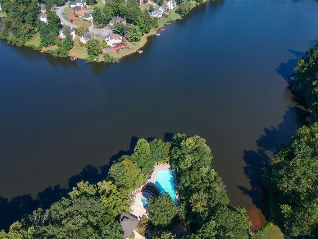 7273 Meadow Point Drive Drive