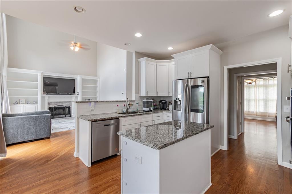 7273 Meadow Point Drive Drive