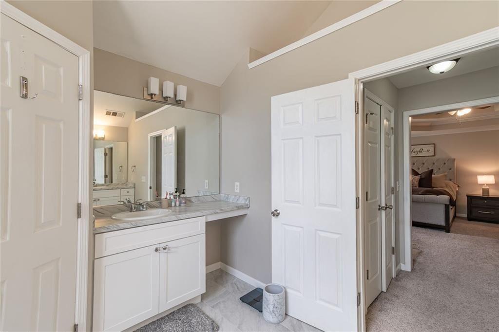 7273 Meadow Point Drive Drive