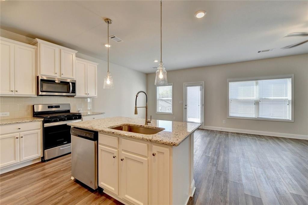 212 Station Overlook Drive