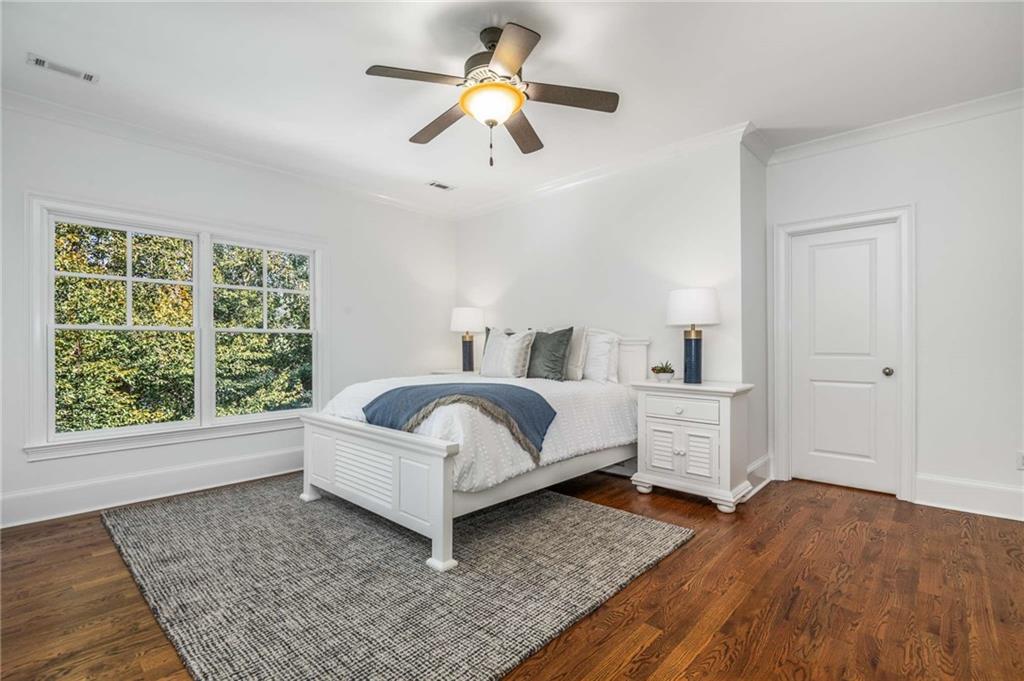 5505 Long Island Drive NW