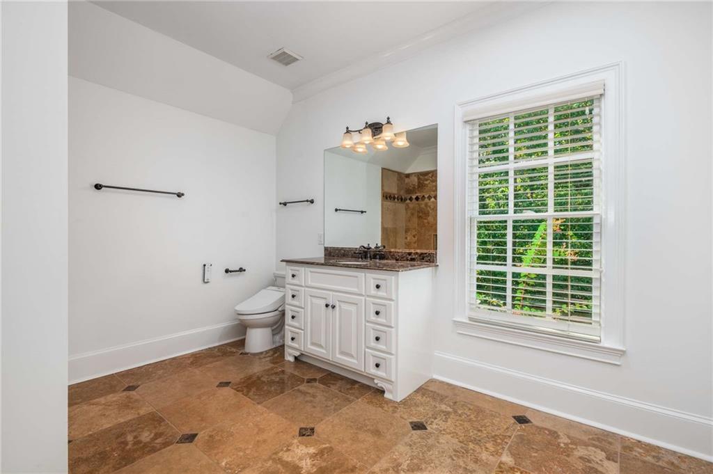 5505 Long Island Drive NW