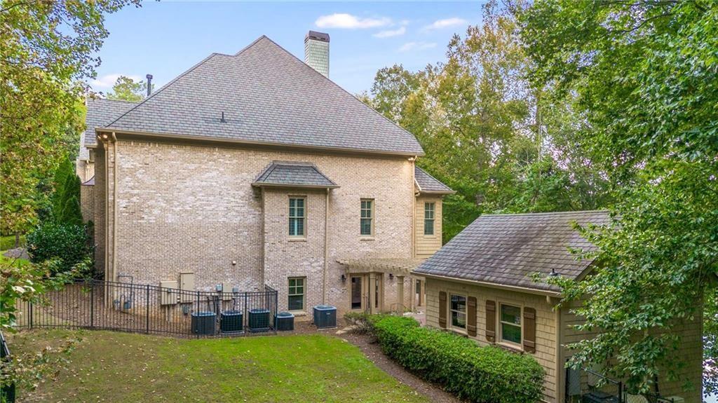 5505 Long Island Drive NW