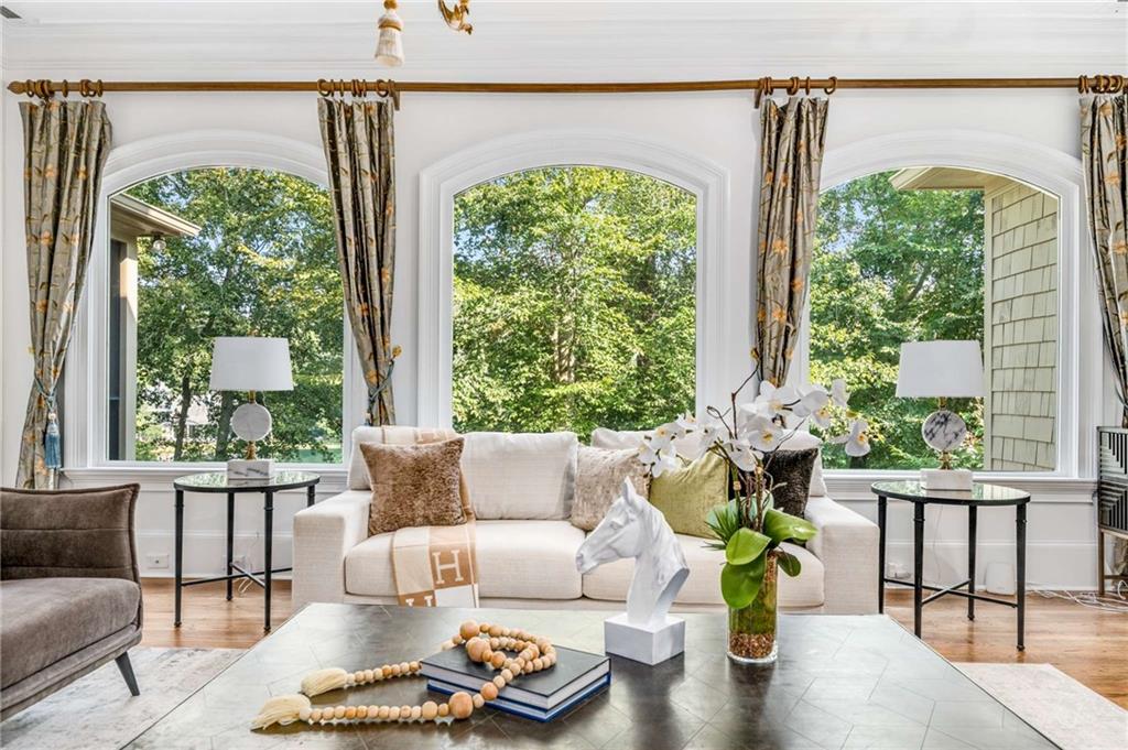 5505 Long Island Drive NW