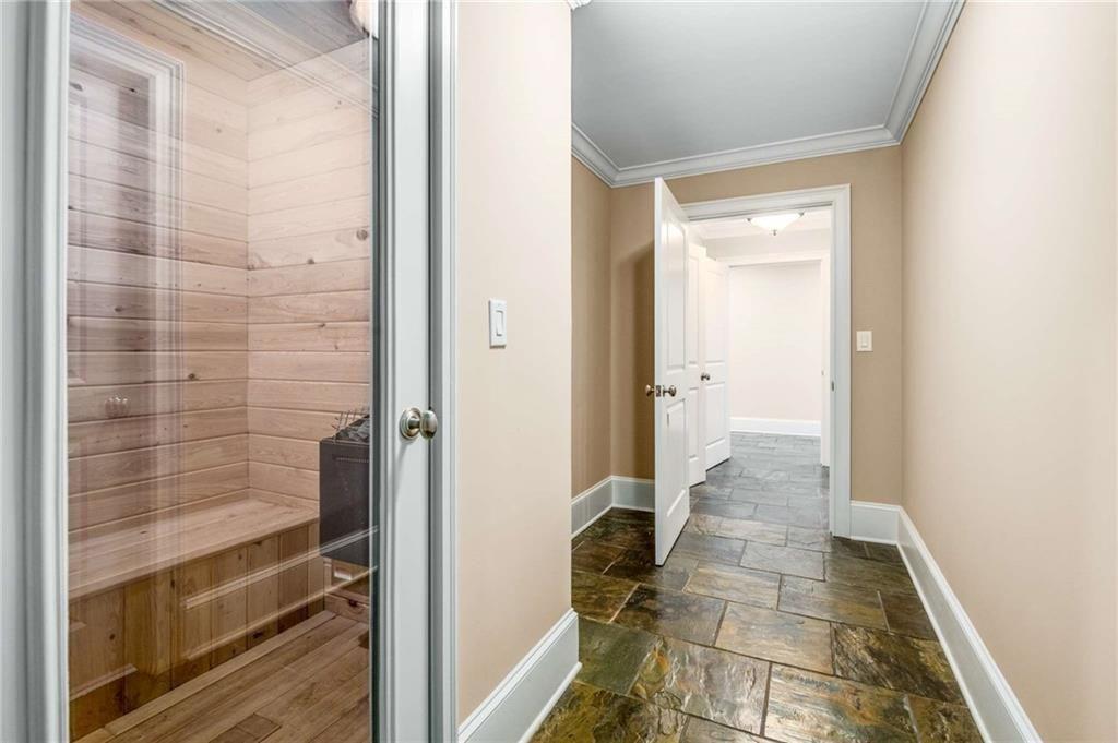 5505 Long Island Drive NW