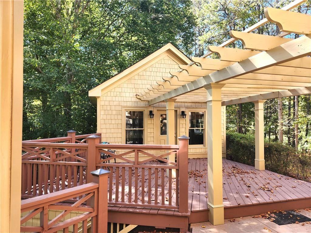 5505 Long Island Drive NW