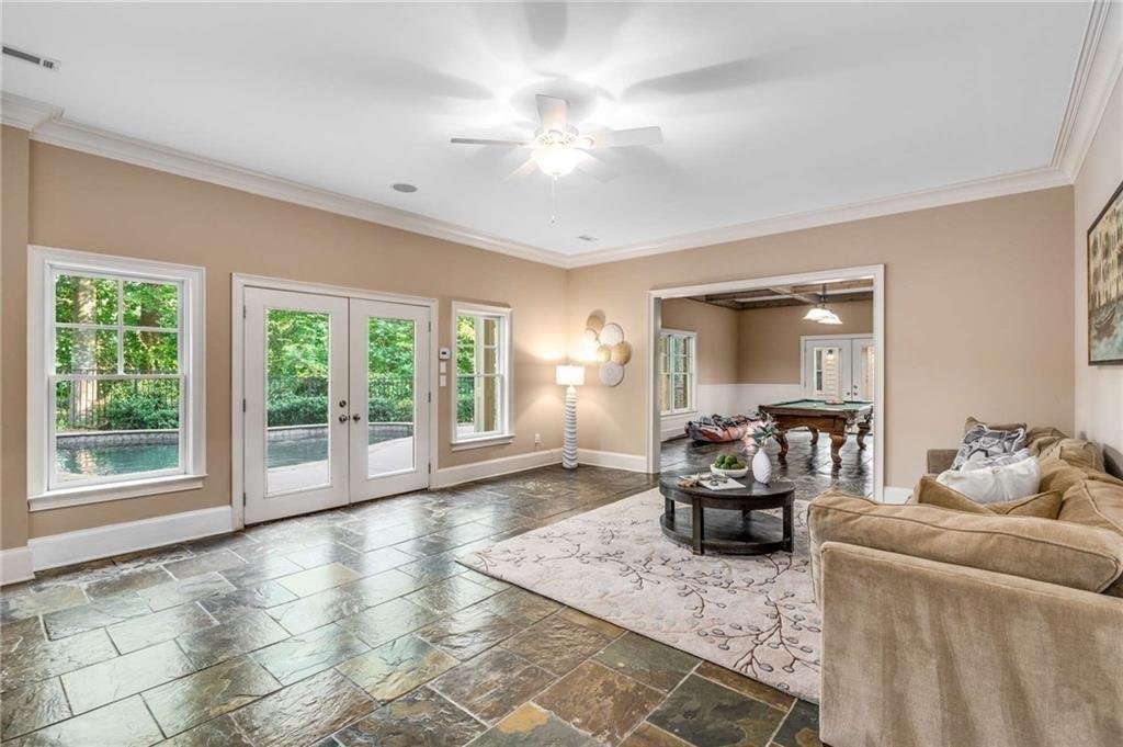 5505 Long Island Drive NW