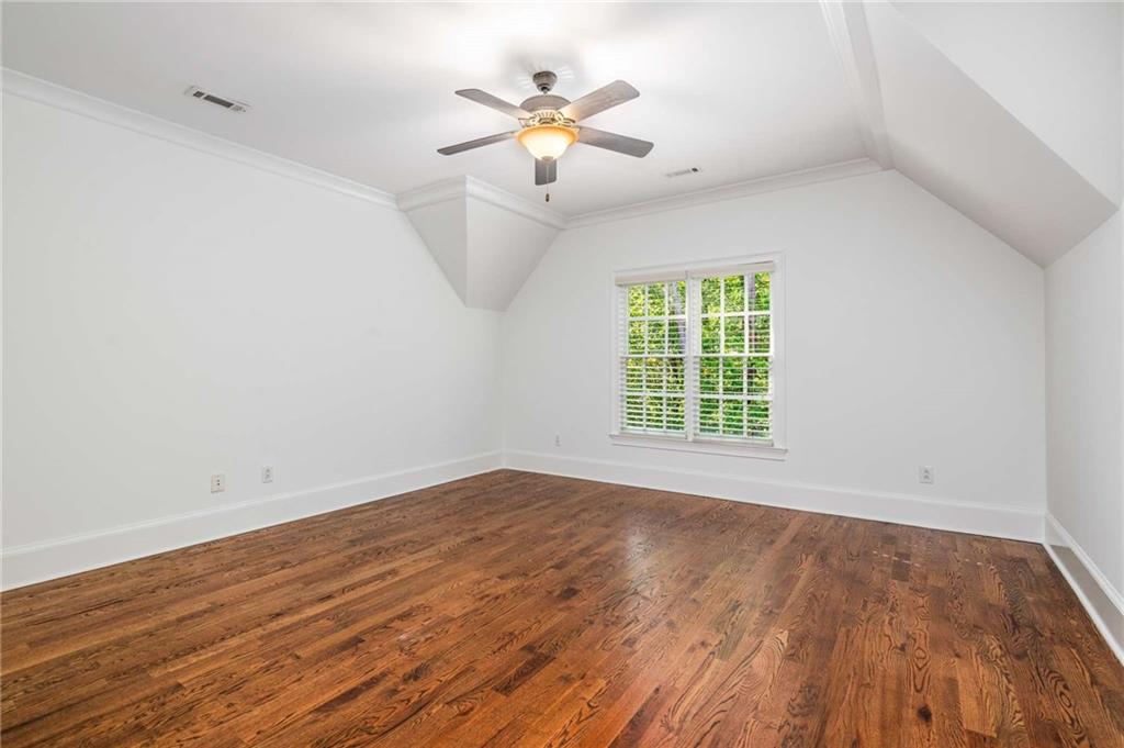 5505 Long Island Drive NW