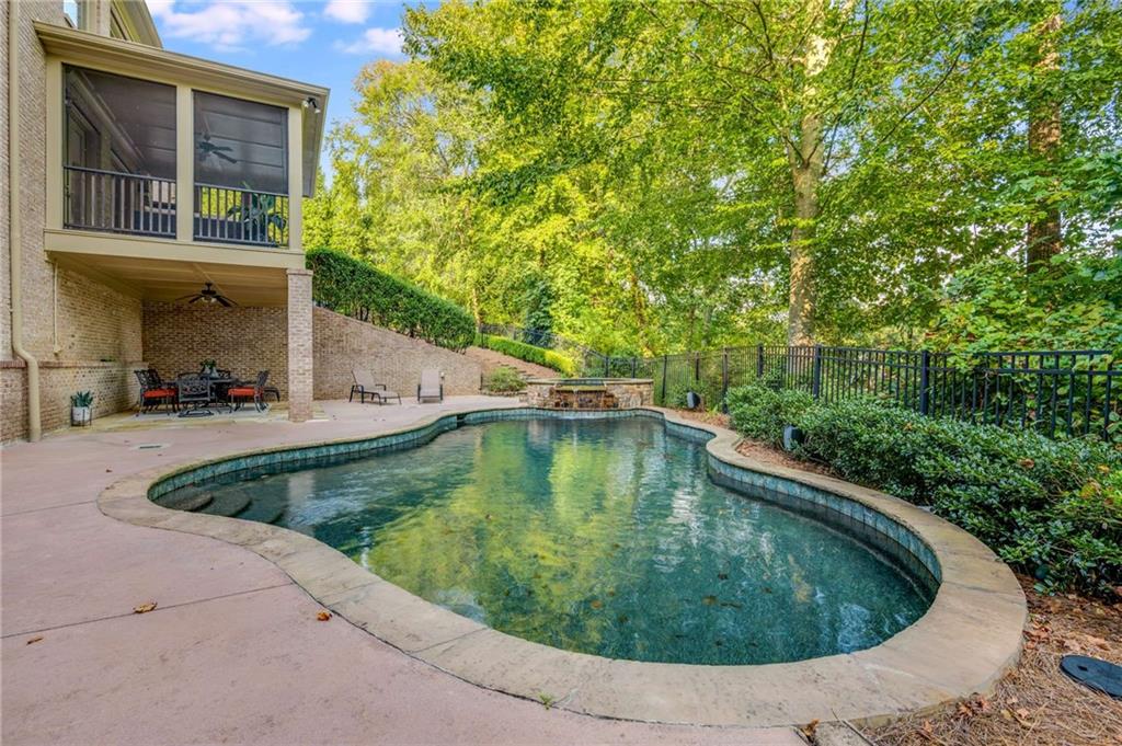 5505 Long Island Drive NW