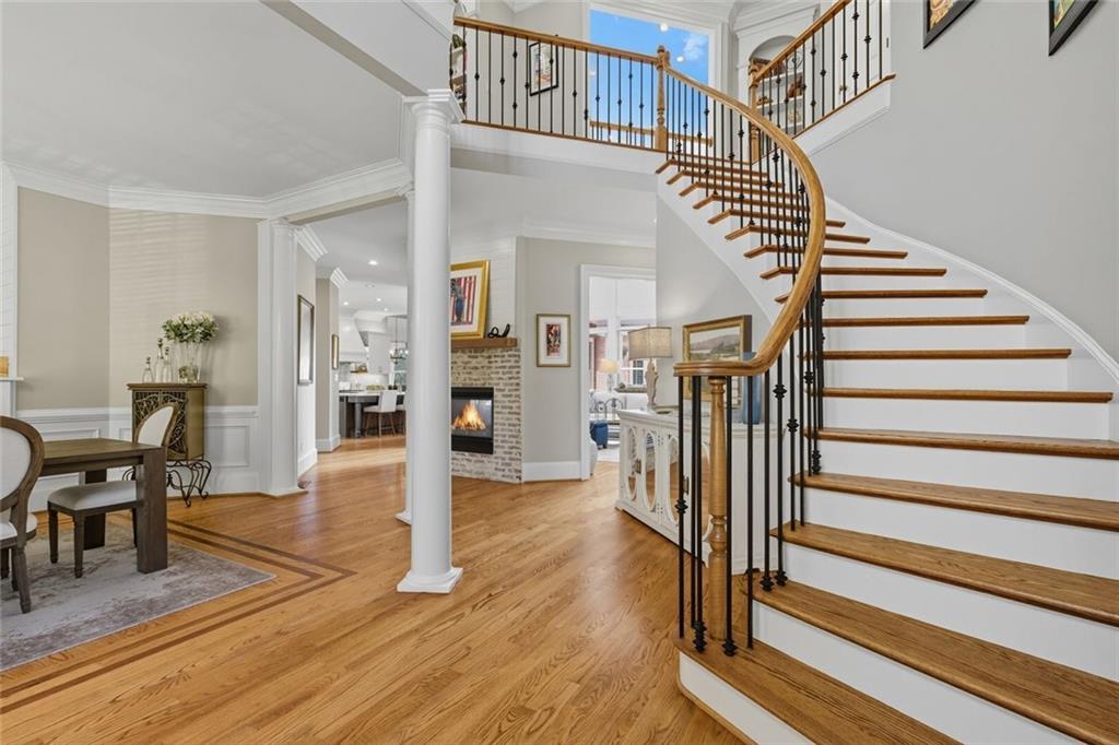 1094 Meadow Bluff Terrace