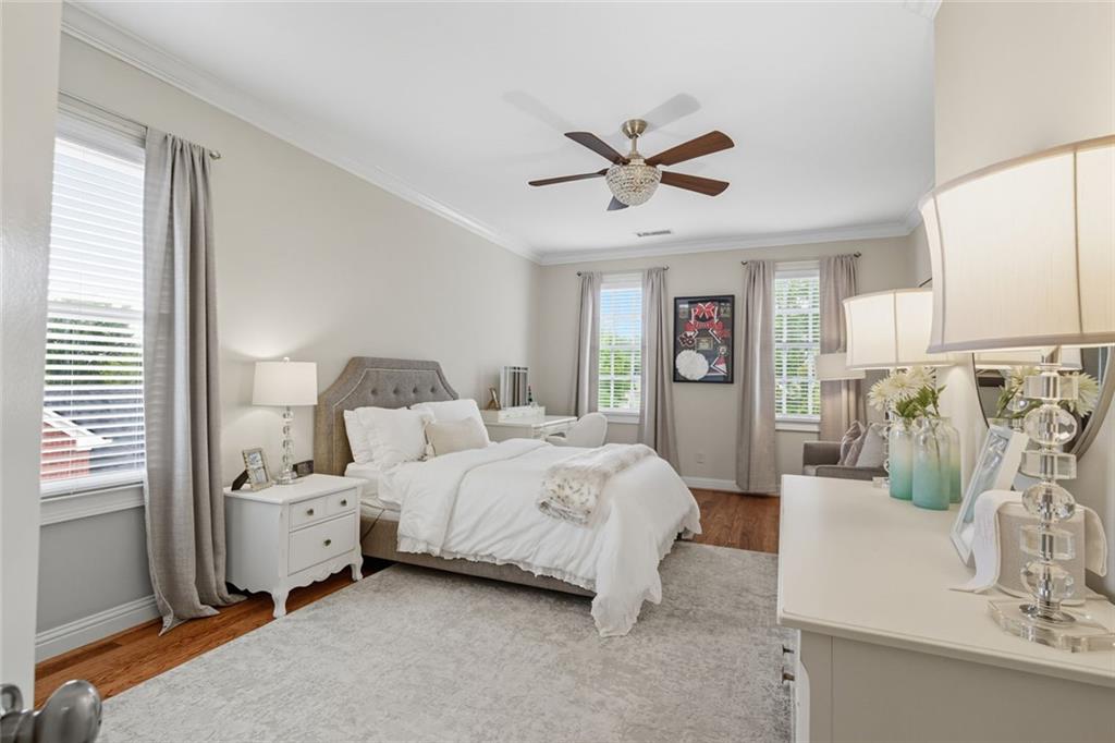 1094 Meadow Bluff Terrace