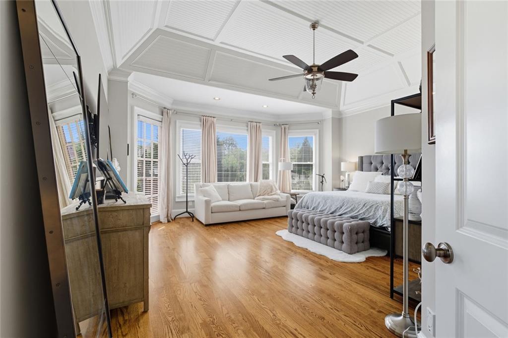 1094 Meadow Bluff Terrace