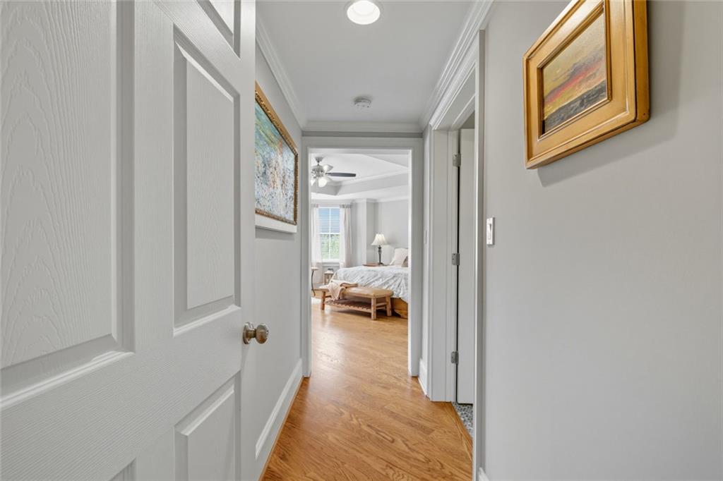 1094 Meadow Bluff Terrace